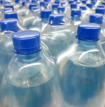 riciclo bottiglie plastica