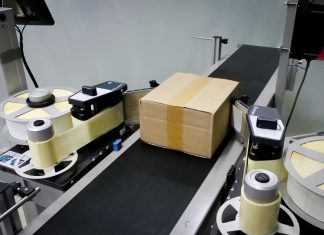 Applicatore Belt di Evolabel per un’etichettatura precisa e modulare Automation Address