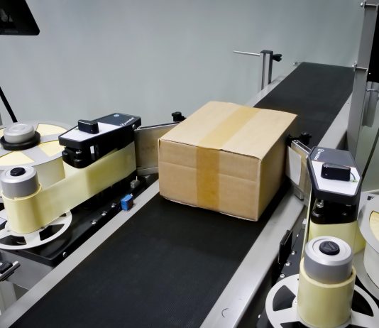 Applicatore Belt di Evolabel per un’etichettatura precisa e modulare Automation Address