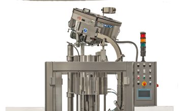 Tappatrici rotative multitesta Enolmeccanica Vallebelbo: efficienza e flessibilità tappatrice rotativa multitesta Enolmeccanica