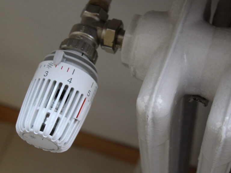 riscaldamento condominiale centralizzato con valvole termostatiche