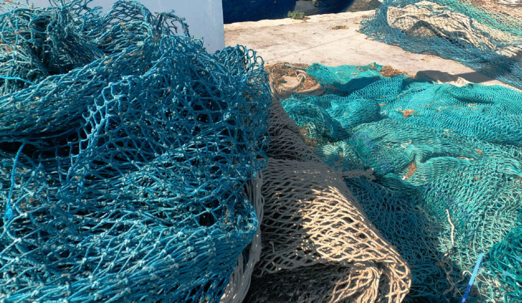 Rifiuti di plastica e design