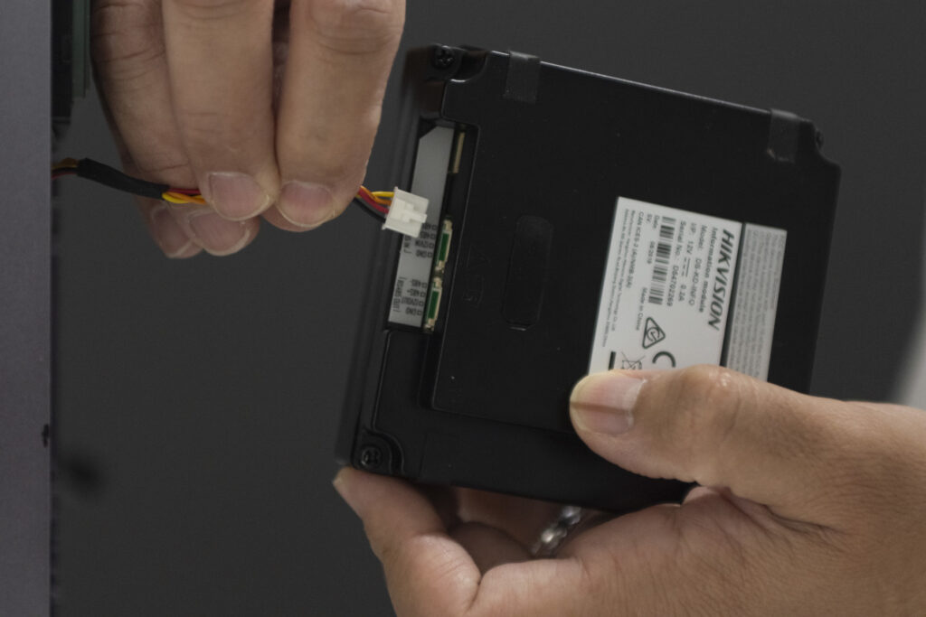 Sistema 2 Fi­li Hikvision