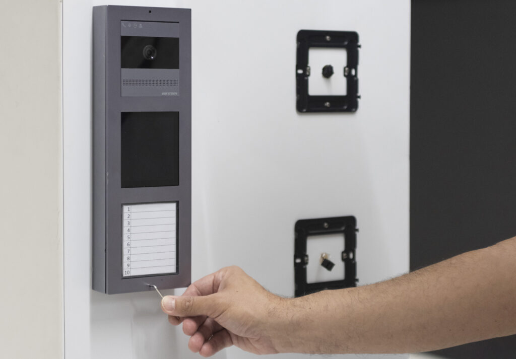 Sistema 2 Fi­li Hikvision