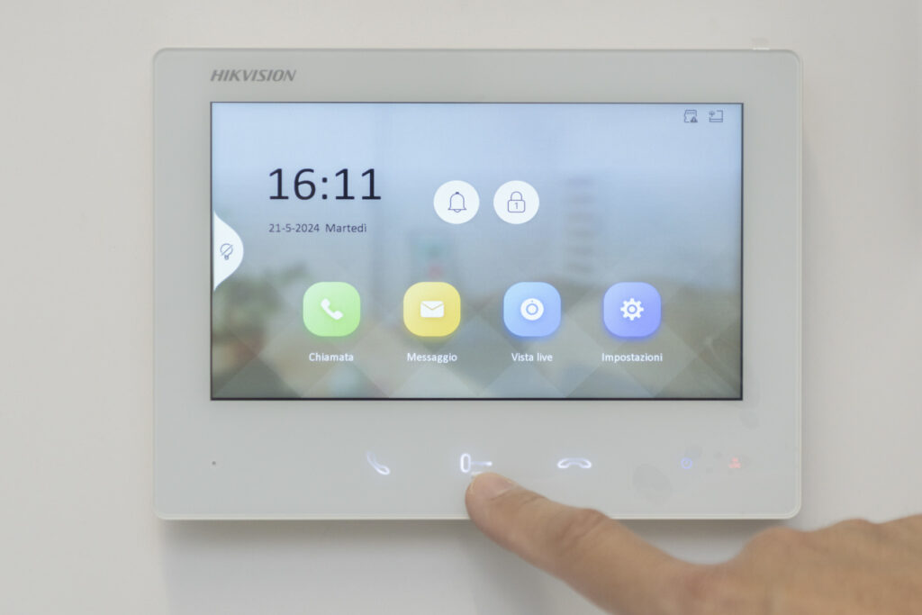 Sistema 2 Fi­li Hikvision