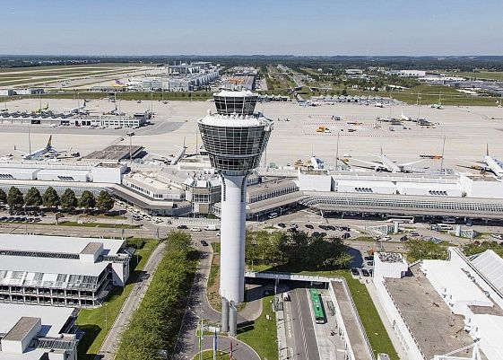 sicurezza aeroporto controllo accessi