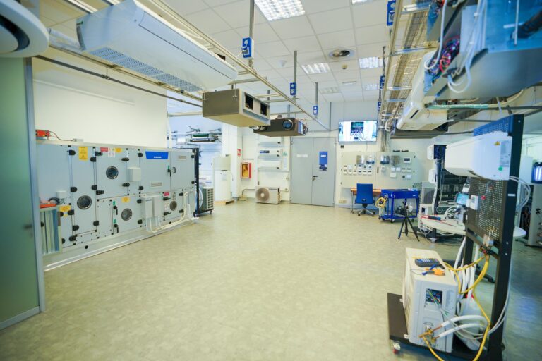 Customer Service School