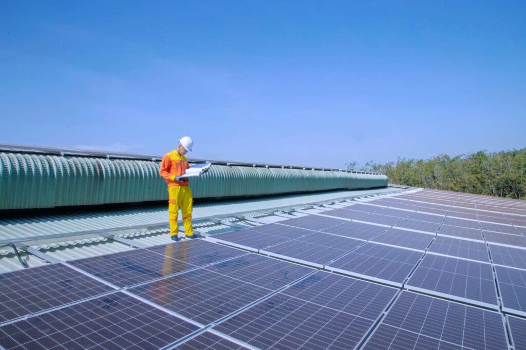 Al fotovoltaico servono semplificazioni