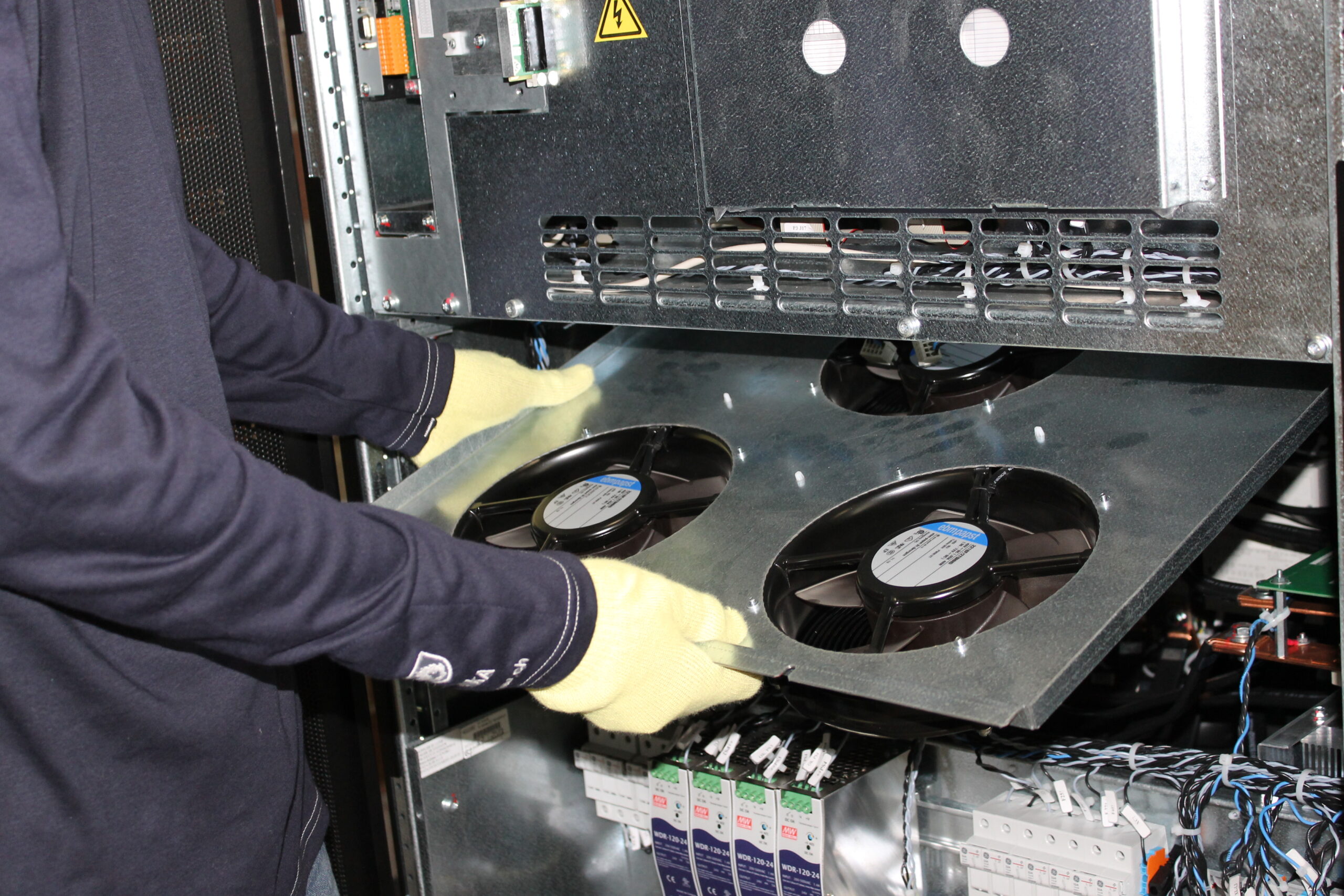 FOTO GE Industrial Solutions