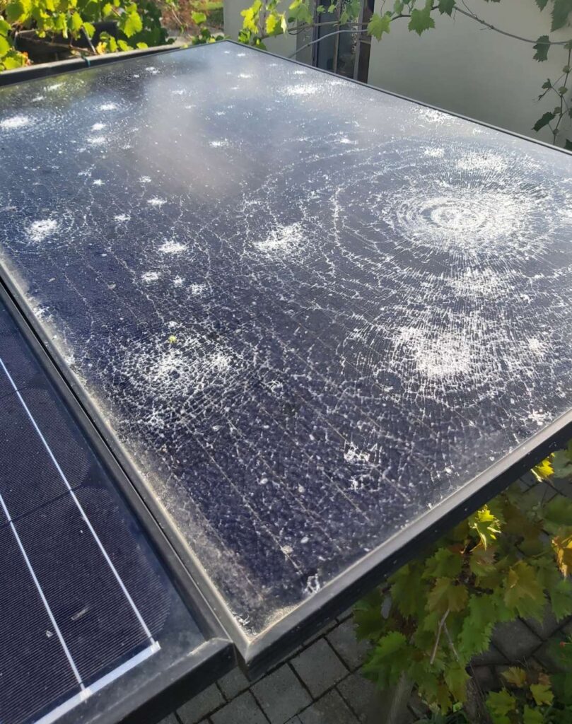 proteggere pannelli fotovoltaici grandine