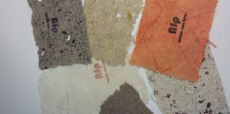 Diversamente ecologiche: carte che raccontano un impegno green e riflessi socio-economico importanti Natural Fiber Paper è fatta rigorosamente a mano, e impiega essenze autoctone e disponibili in quantità sostenibile.