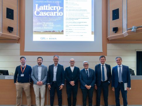 Clal e Ismea, produzione mondiale di latte in aumento e prezzi in flessione