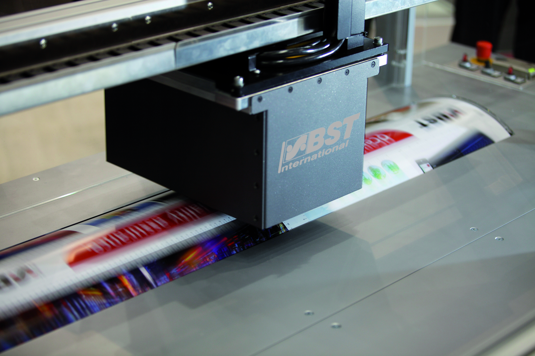 BST_PR_Picture_QCenter_Spectral_01