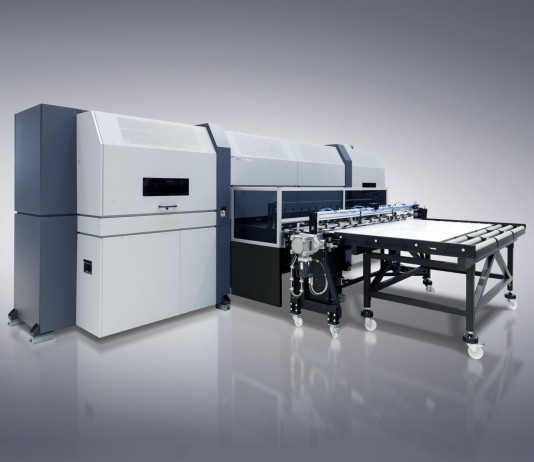Durst garantisce a Pixartprinting la stampa su supporti dal cartone all’alluminio Rho 1312 di Durst.