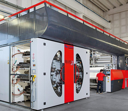 EVO XD per la stampa di imballaggi flessibili sarà protagonista a Converflex Una unità di stampa della richiestissima serie EVO XD di KBA-Flexotecnica sarà esposta alla Converflex di Milano e una macchina in produzione nel vicino stabilimento di Tavazzano.