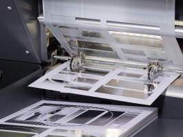 Per la prima volta in Italia la soluzione di Nobilitazione Digital Metal di Kurz