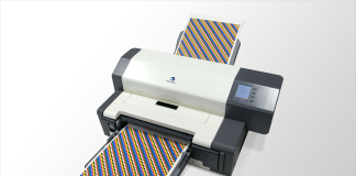 Lo spettrofotometro a scansione automatica di Konica Minolta