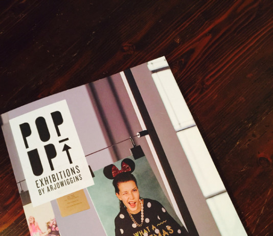 Un book per celebrare Pop’Up Exhibitions Il book per celebrare Pop’Up Exhibitions.