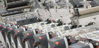 Produrre etichette adesive con la massima efficienza e il minor scarto La cerimonia di consegna dei premi si terrà il 22 ottobre 2015 all’Hilton London Metropole, Londra, Regno Unito.