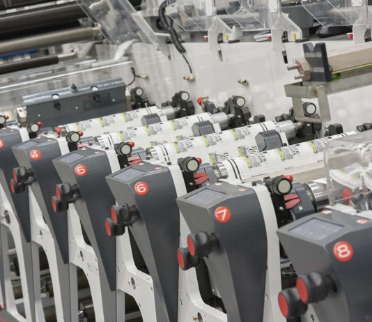 Produrre etichette adesive con la massima efficienza e il minor scarto La cerimonia di consegna dei premi si terrà il 22 ottobre 2015 all’Hilton London Metropole, Londra, Regno Unito.