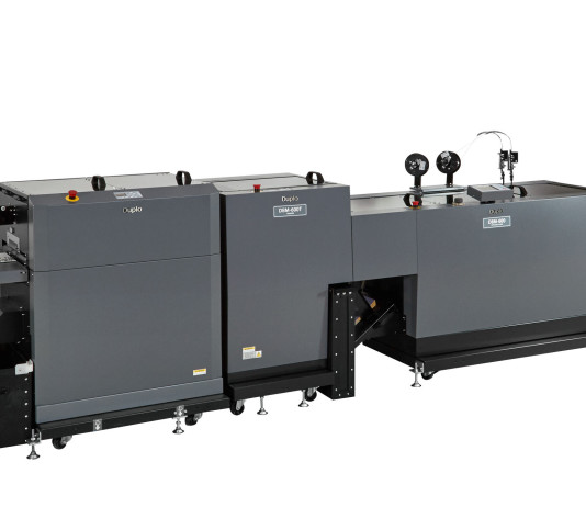 Il verde è il colore che rappresenta “la nuova vita” di Neopost Il cucipiega Duplo 600i Booklet System che verrà lanciato a Viscom.