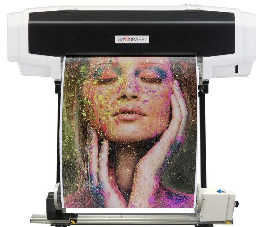 Sawgrass lancia il nuovo sistema di decorazione di prodotti in HD Virtuoso da 25″