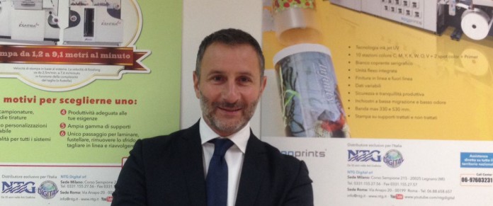 IMG_4006 Il background di Ponzoni, che vanta un’esperienza decennale nel settore etichette e packaging, contribuirà allo sviluppo delle vendite e all’allargamento della base clienti.