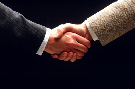 stretta di mano