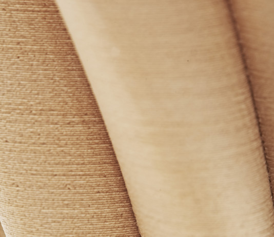 3D-Paper: stampare in 3D con la carta Un dettaglio di 3D-Paper, con la sua caratteristica texture e il colore in bilico tra quello del cartone e quello del legno.