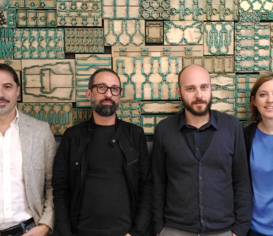 Ecco i finalisti di One More Pack La giuria. Da sinistra Emily Louise Simonis, presidente di giuria, Paolo Ferrigno, delegato Unicom, Pasquale Napolitano, docente e designer, Vincenzo Recchia, designer.