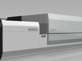 Komori: quando l’innovazione sposa l’automazione La Impremia NS40 con tecnologia di stampa Landa Nanographics lavora il formato B1 alla velocità di 6.500 fogli l'ora.