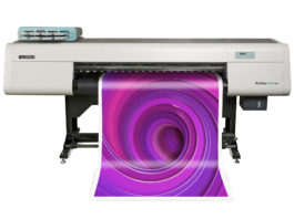 Le applicazioni industriali a getto di inchiostro di Fujifilm La Acuity LED 1600 II che sarà in mostra allo stand Fujifilm.