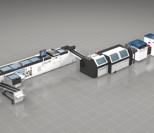 Meccanotecnica: produzione automatica di libri di alta qualità da stampa digitale La linea completa in mostra agli Hunkeler Innovationdays, formata da Universe Sewing Web-fed, la linea di piega e cucitura di fogli singoli provenienti da stampa digitale web, e Inline, linea di brossura, incolladorsi multifunzionale.