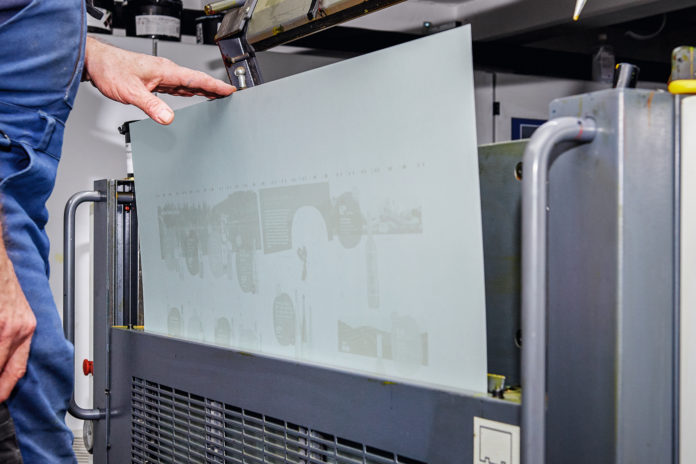 cre_art_platechange_Roland700