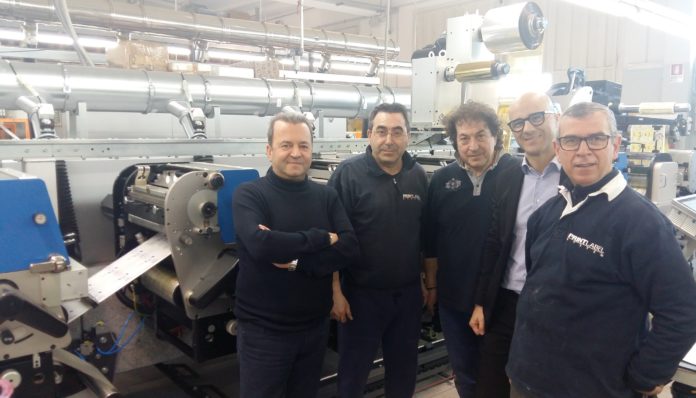 Print label System foto per articolo I quattro soci di Print Label System con il sig. Bagorda, precisamente partendo da sinistra: Giuseppe Capacchione, Luca Ricatti, Francesco Damato, Francesco Bagorda (Product Manager Consumables & eCommerce Heidelberg Italia) e Michele Giannella.