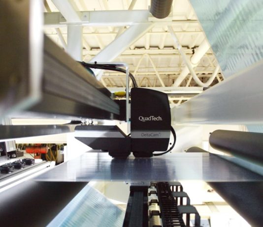 Uteco Group e QuadTech insieme nel campo della tecnologia di gestione del colore QuadTech DeltaCam fornisce accurate misurazioni spettrali in linea, riducendo gli scarti e garantendo che tutti i prodotti stampati siano conformi alle specifiche colore dei clienti.