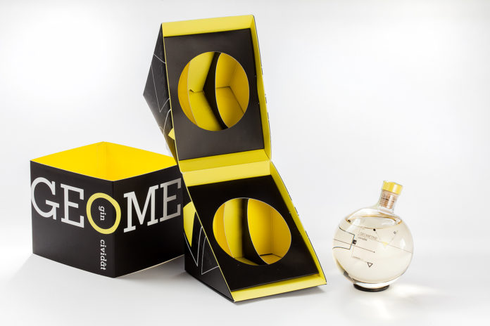 Geometrie Cividât di Lucaprint. Brand Owner: Domenis 1898. Structural Designer: Ufficio Tecnico Lucaprint. Graphic Designer: Giulia Toscanelli Cartoncino di BillerudKorsnäs.