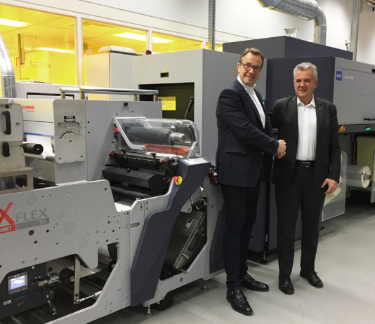 Durst e Omet presentano la soluzione ibrida integrata XJet ai Durst Digital Days