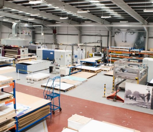 VGL mette a segno la prima installazione nel Regno Unito della piattaforma Durst P5