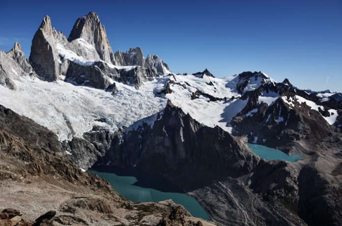 CalendarioEpson2019AgostoANDEghiacciaioBlancoFitzRoyFabianoVentura300dpi15cm