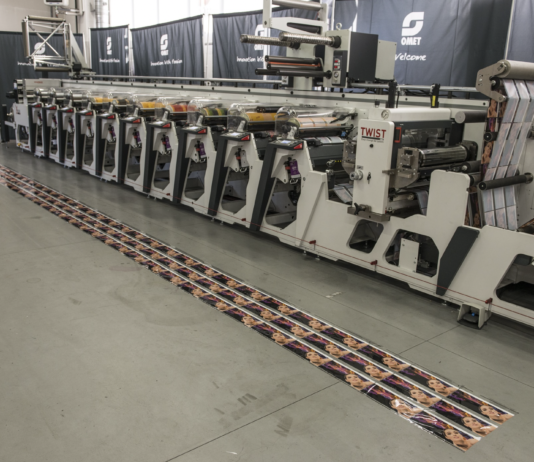 Omet X6.0 stampa a registro con soli 10 metri di scarto