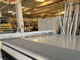 Tende tecniche e porte rapide, Apostoli Daniele sceglie la tecnologia Zund