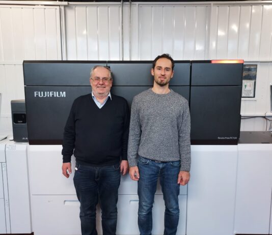 Arti Grafiche Biellesi, prima a investire nella nuova digitale con toner Revoria Press PC1120 di Fujifilm
