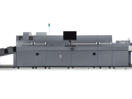 Quadient: il futuro della nobilitazione a Viscom 2022 con il nuovo UV spot Duplo DDC-8000 DuSense