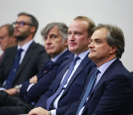 Industria della carta e della trasformazione a rischio tenuta, necessarie misure per ridurre i costi energetici e il credito d’imposta