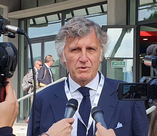 Assocarta: “Il costo dell’energia minaccia l’economia circolare mentre la competitività dell’industria cartaria è a rischio dumping ambientale”