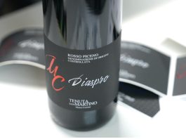 Ilari Arti Grafiche, con Epson etichette di alta qualità, colori brillanti e dettagli accurati