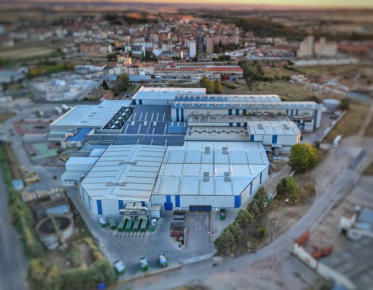 Lecta annuncia lo scorporo della sua unità di autoadesivi