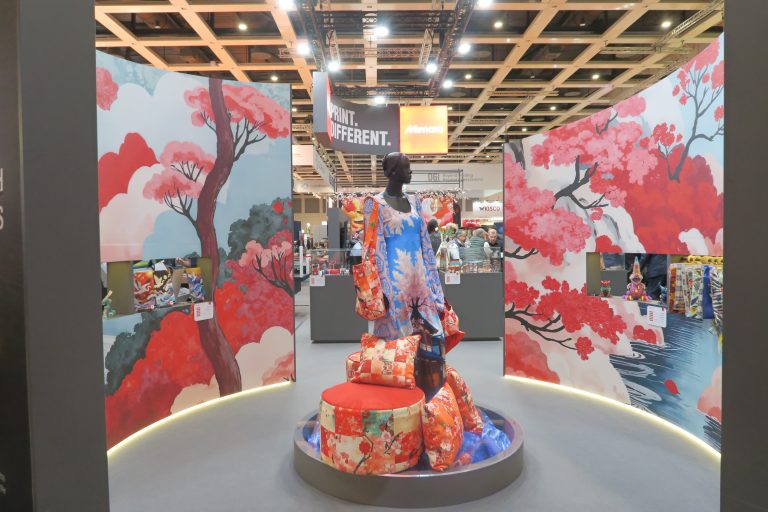 Mezzo secolo di Mimaki in grande a Fespa