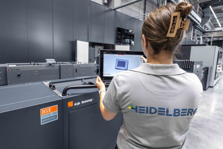 Heidelberg, partnership per il post-stampa con C.P. Bourg e Tecnau